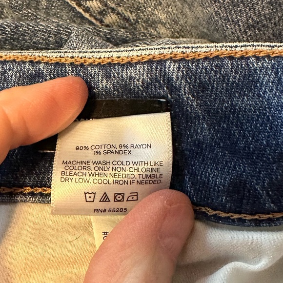 EXPRESS boyfriend midrise jean, size 10 - Picture 5 of 6